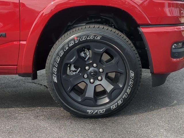 New 2026 Molten Red Pearl-Coat Exterior Paint RAM Big Horn/Lone Star image 11