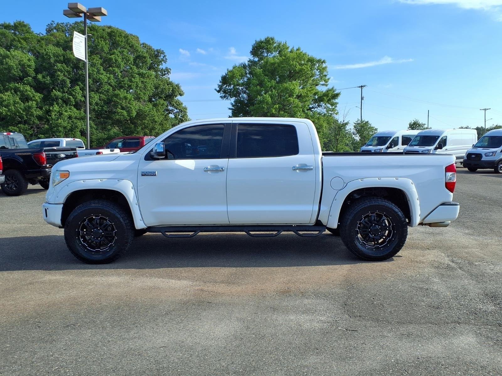 Used 2016 Super White Toyota Platinum image 3