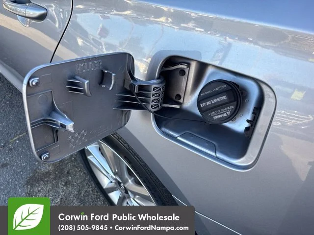Used 2017 Shale Gray Metallic Hyundai  image 10