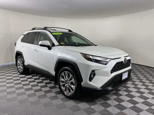 2025 Toyota RAV4 XLE Premium