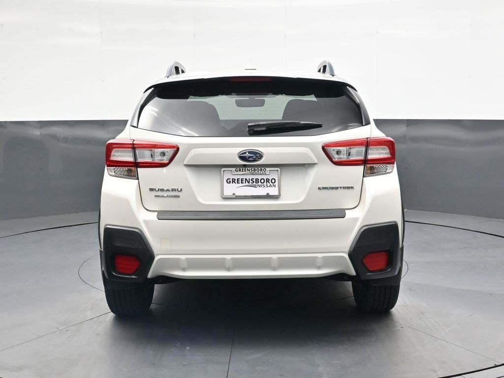 Used 2018 Crystal White Pearl Subaru Premium image 5