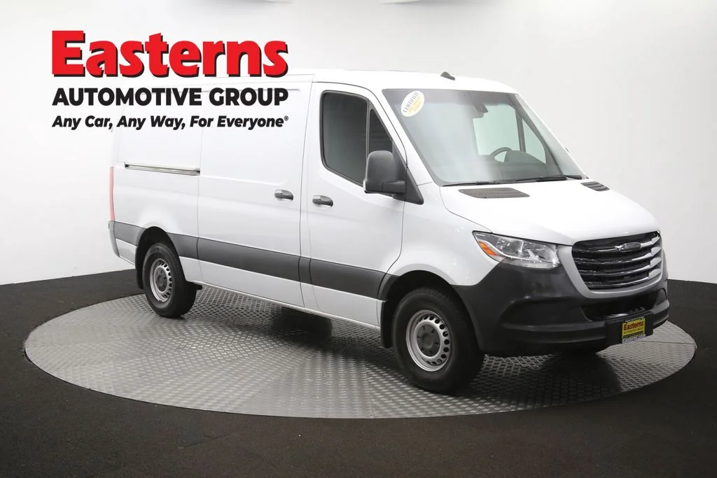 Used 2019 White Freightliner Base image 44