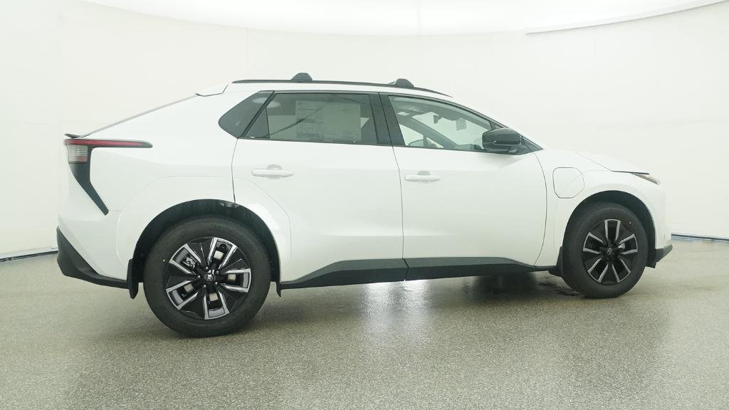 New 2026 Wind Chill Pearl Toyota XLE image 52
