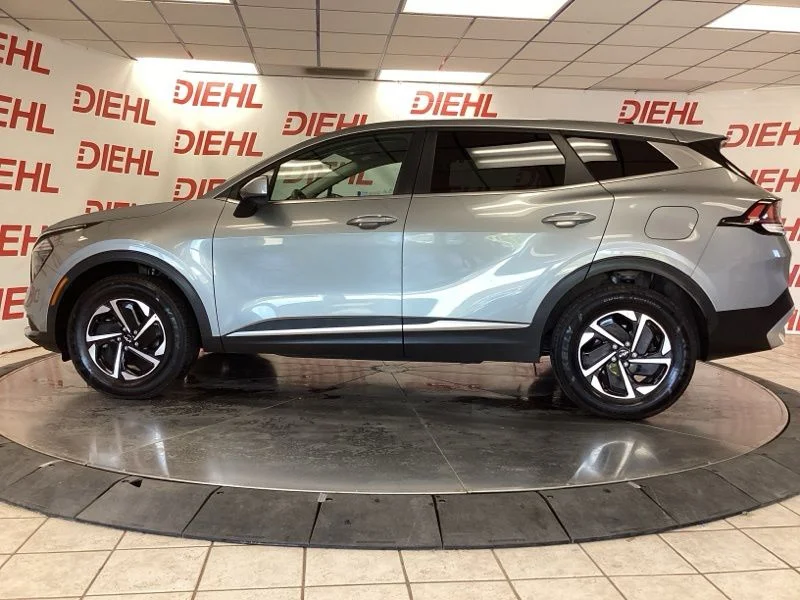 Used 2024 Gray Kia LX image 4
