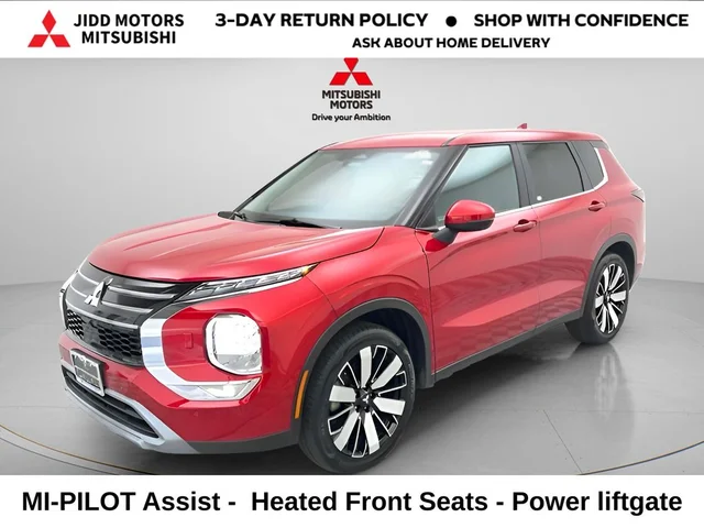 2025 Mitsubishi Outlander SE