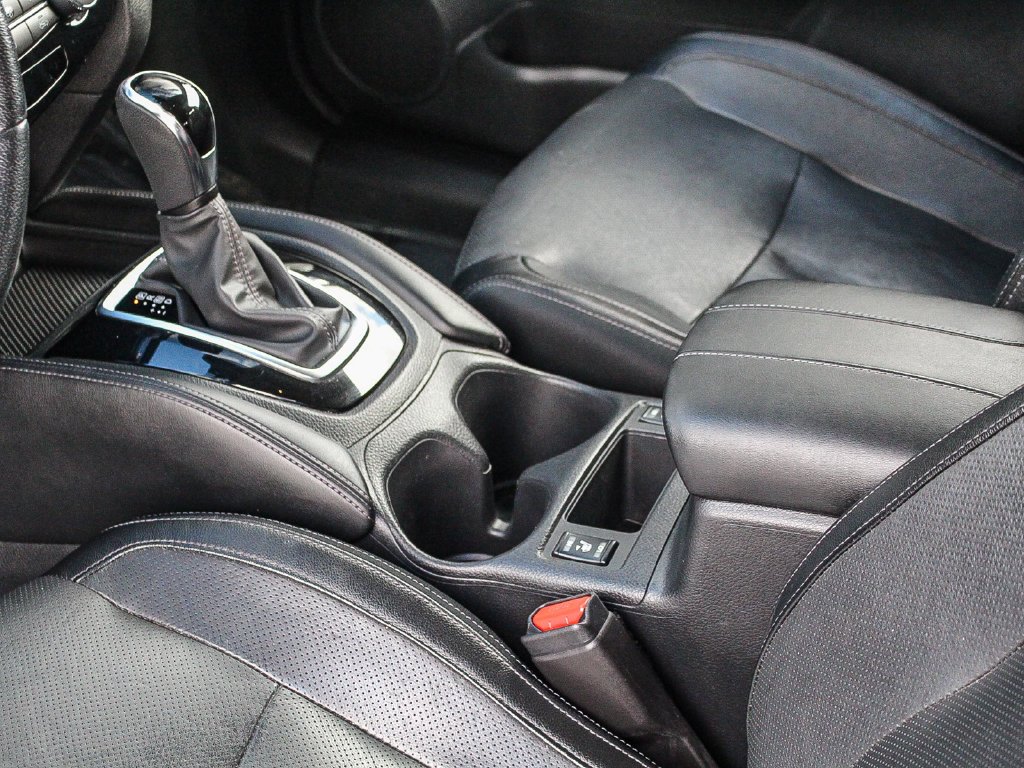 Used 2019 Blue Nissan Hybrid SL image 21