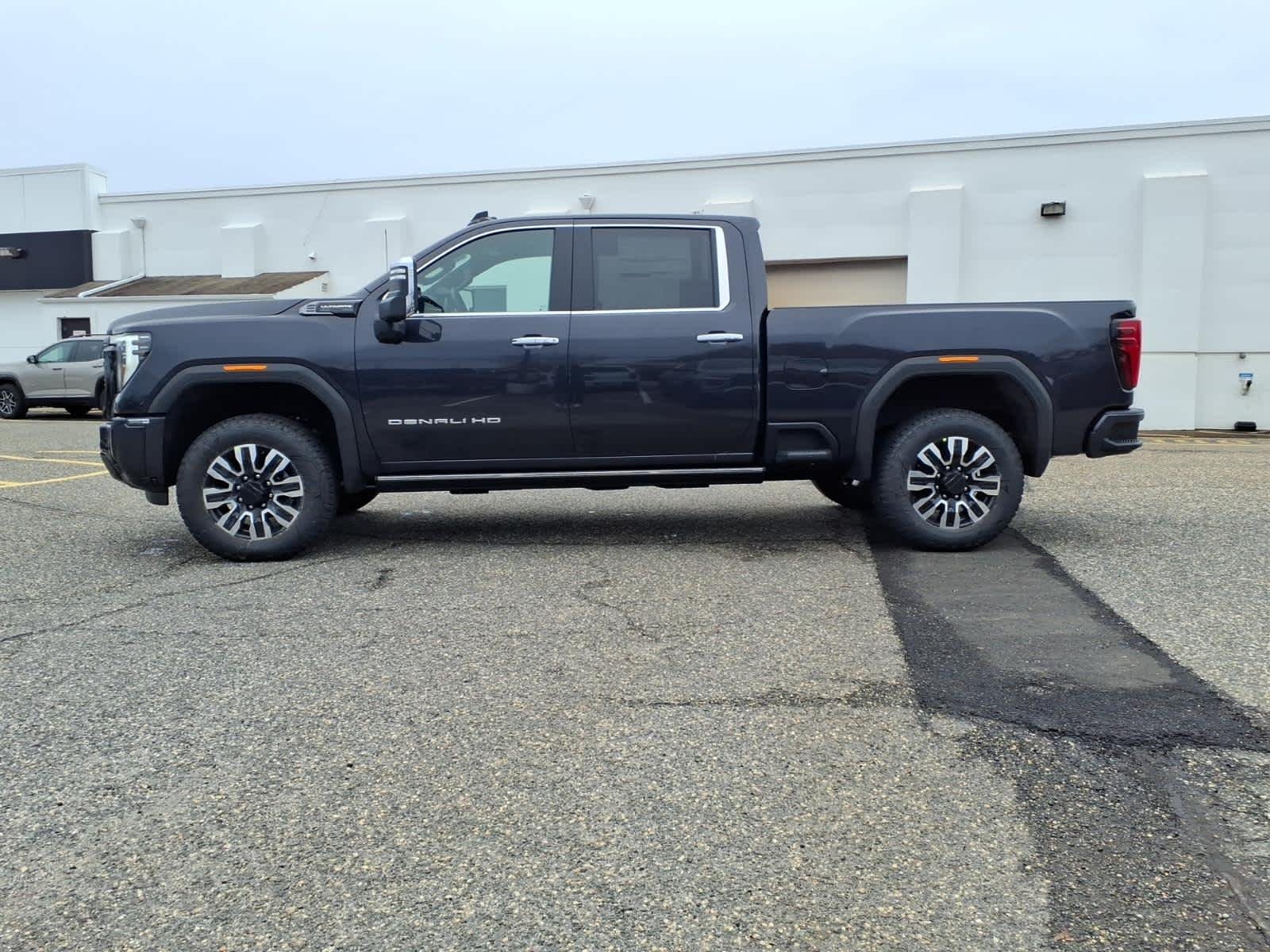 New 2026 Titanium Rush Metallic GMC Denali Ultimate image 4