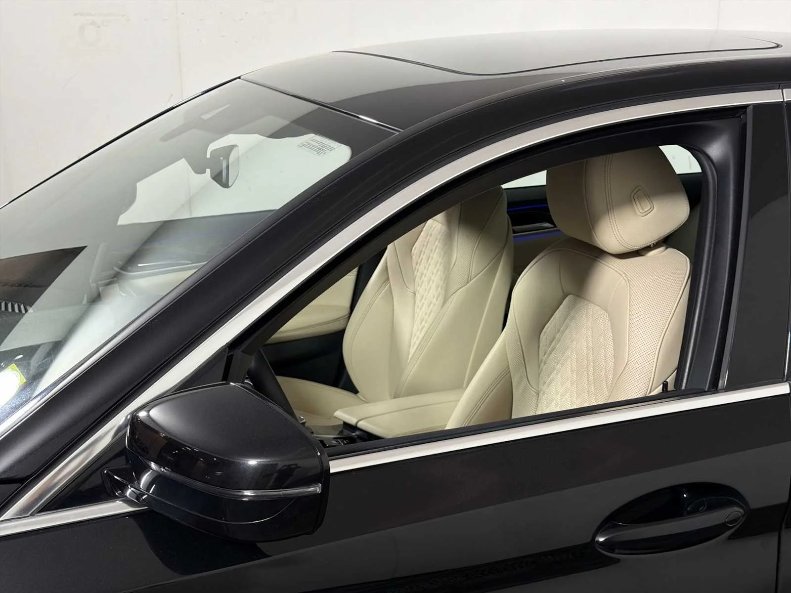 2023 BMW 5 Series 530i - Photo 29
