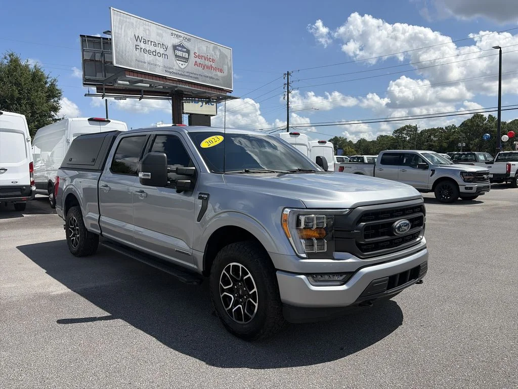 Used 2023 Silver Ford XLT image 9