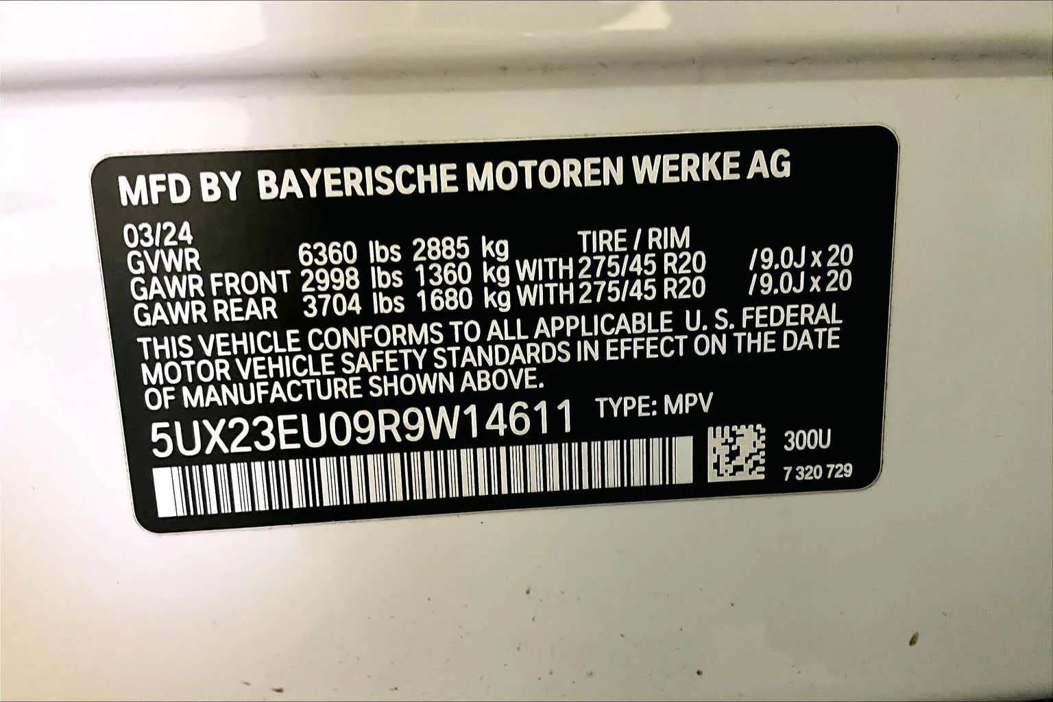 Certified Used 2024 Alpine White BMW xDrive40i image 33