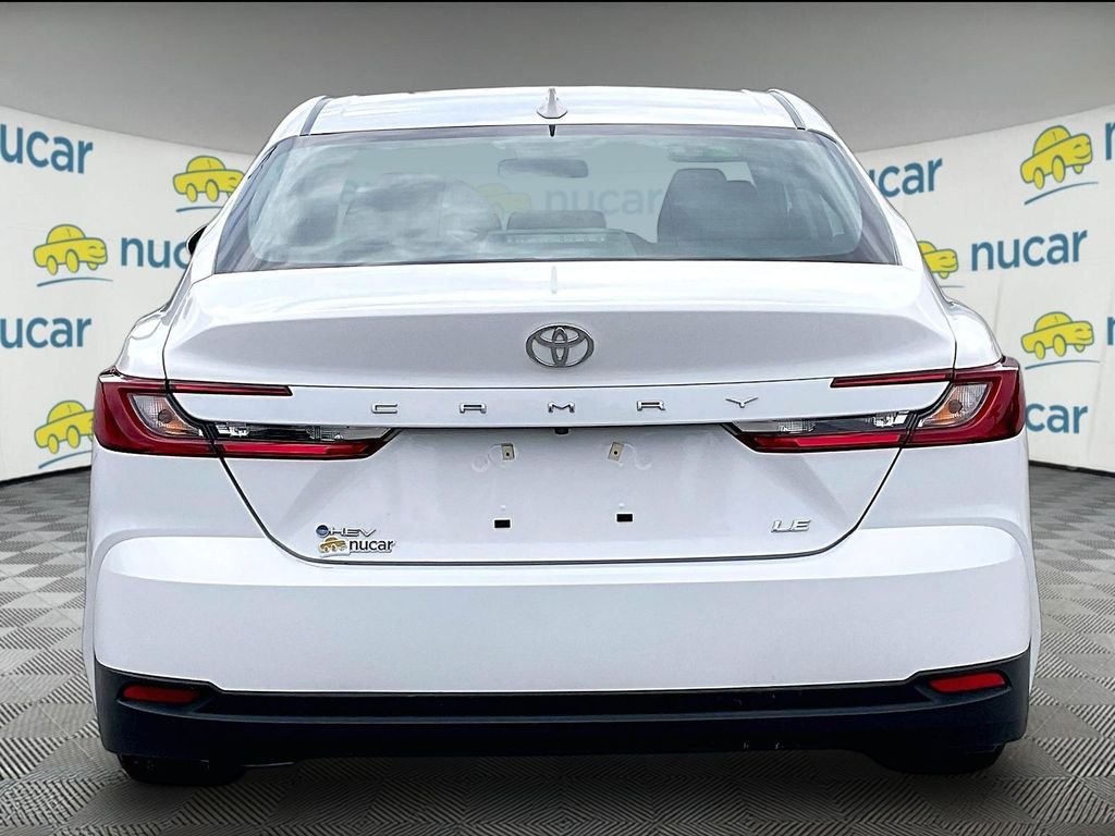 Used 2025 Ice Toyota LE image 5
