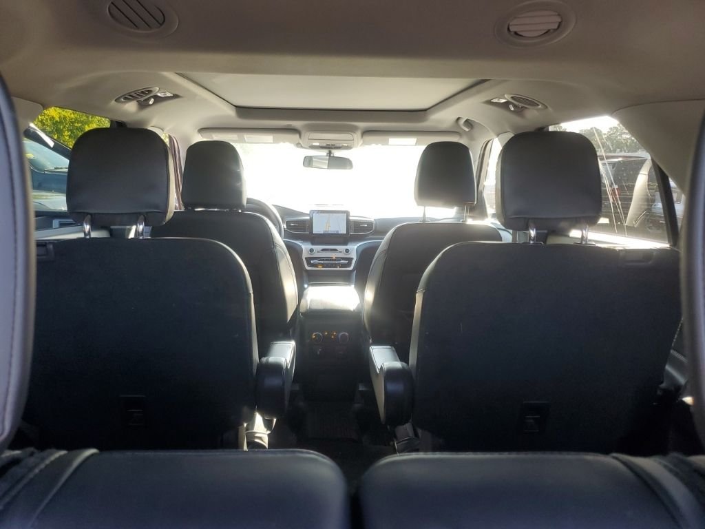 Used 2022 Black Ford XLT image 19