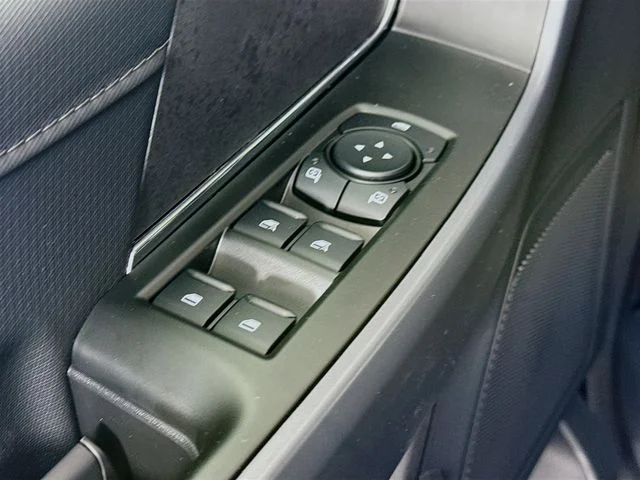 New 2026 Carbonized Gray Metallic Ford XLT image 18