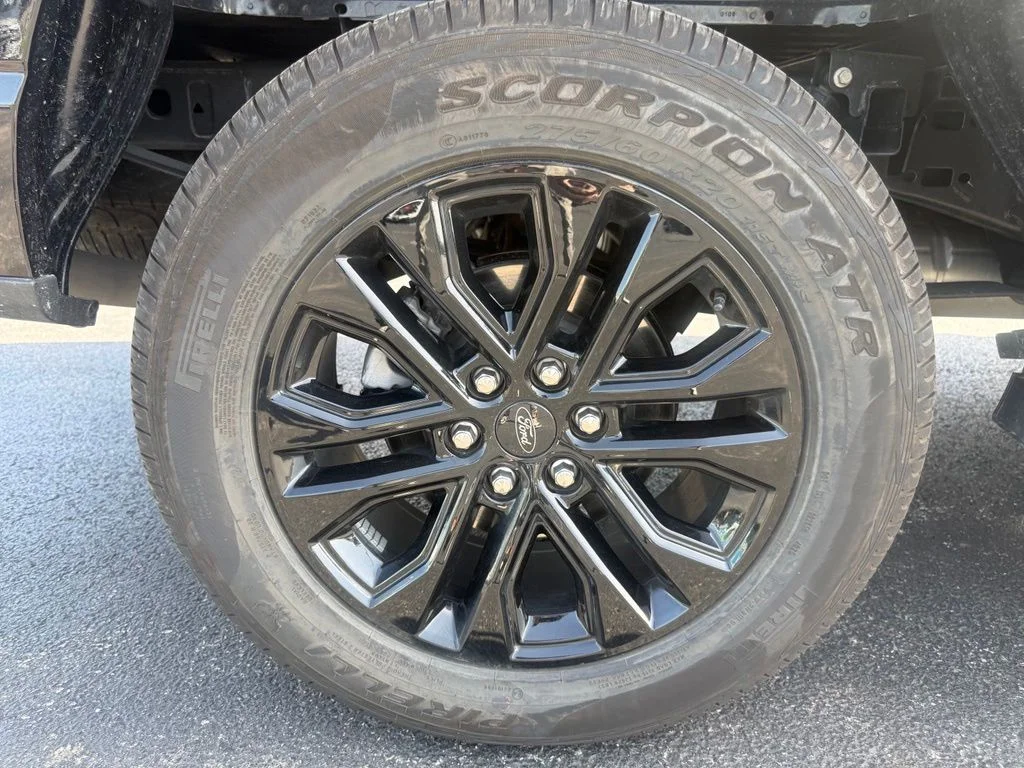 New 2026 Agate Black Metallic Ford XLT image 49