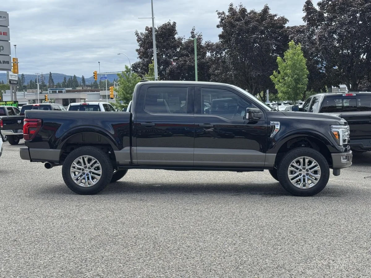 Used 2025 Black Ford King Ranch image 4