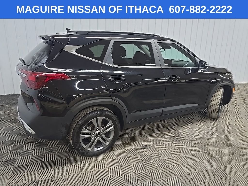 Used 2023 Black Kia S image 3