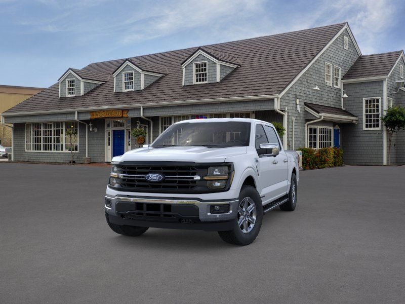 New 2025 Space White Metallic Ford XLT image 2