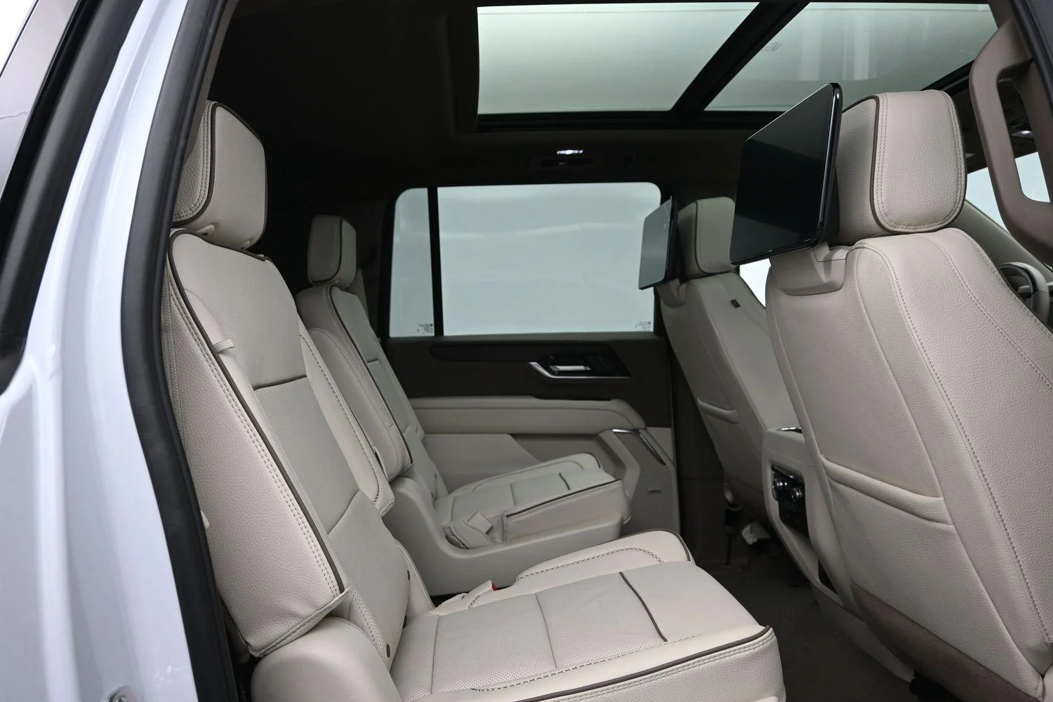 New 2026 Glacier White Tricoat GMC Denali image 15