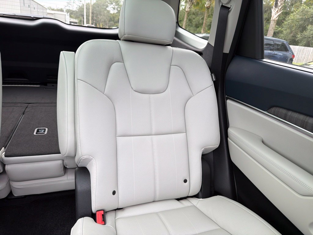 Certified Used 2024 Midnight Lake Blue Kia SX image 23