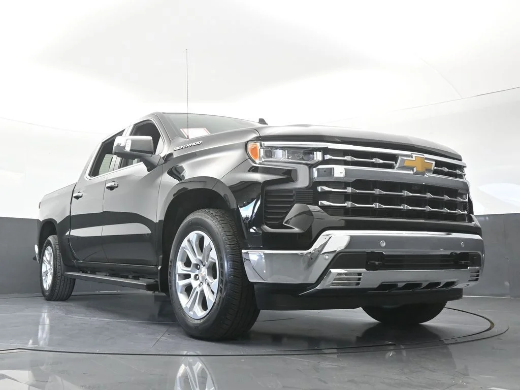 Used 2026 Black Chevrolet LTZ image 72