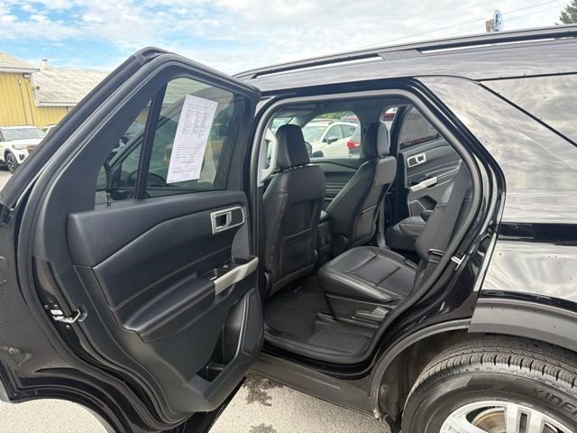 Used 2023 Black Ford XLT image 42