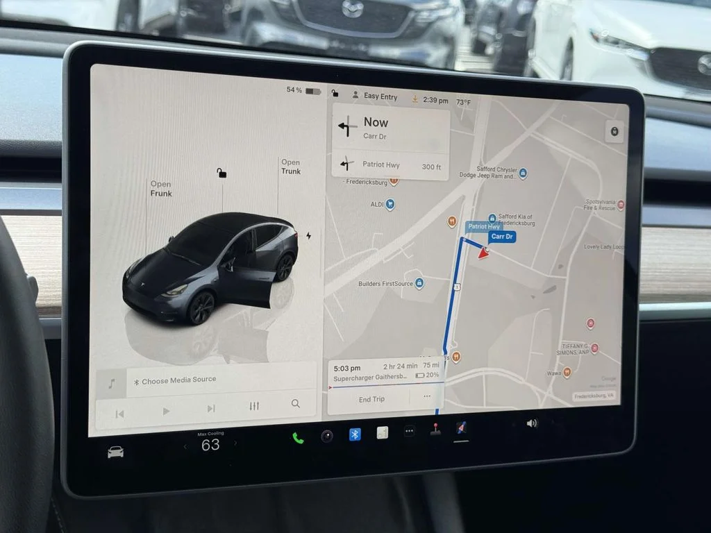 Used 2025 Stealth Gray Tesla Long Range image 3