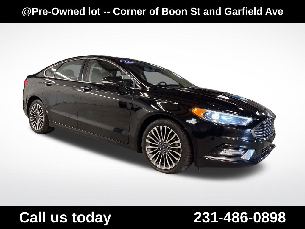 Used 2017 Black Ford SE image 7