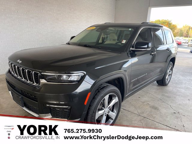 Used 2021  Jeep Limited image 1