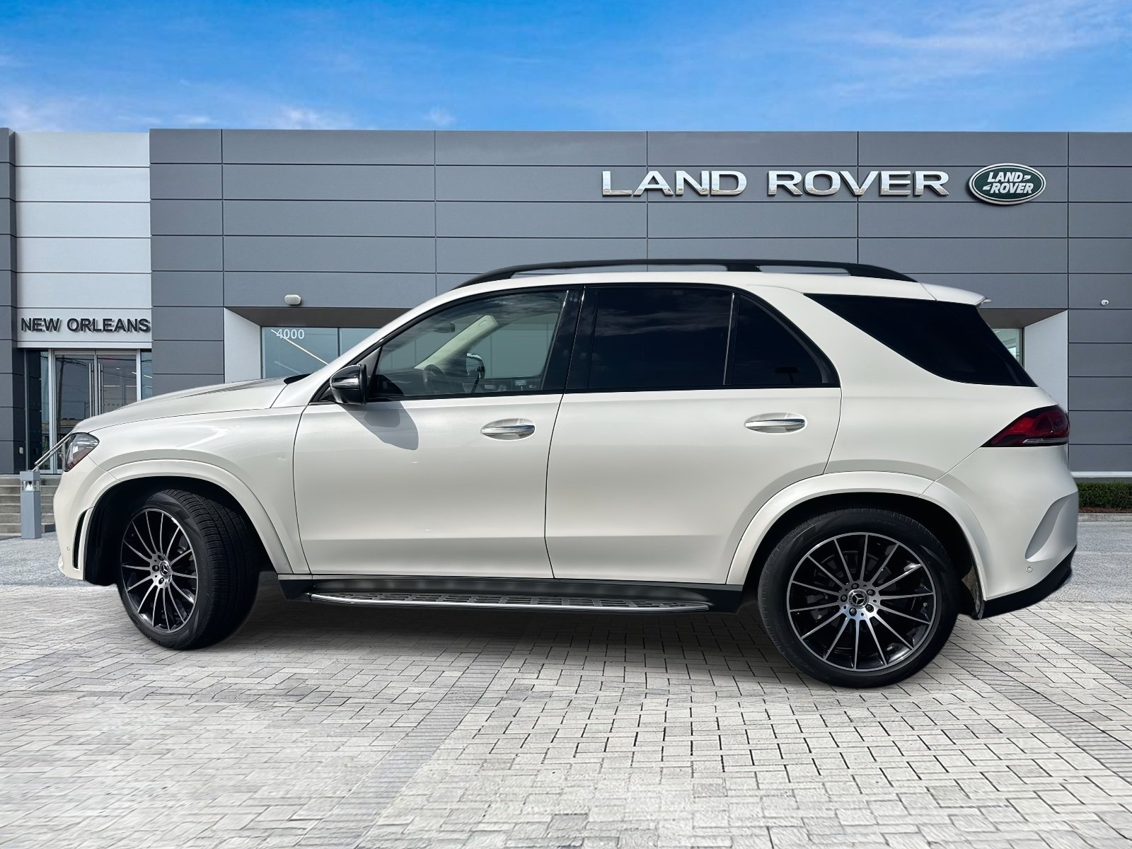 2023 Mercedes Benz GLE 350 photo 2