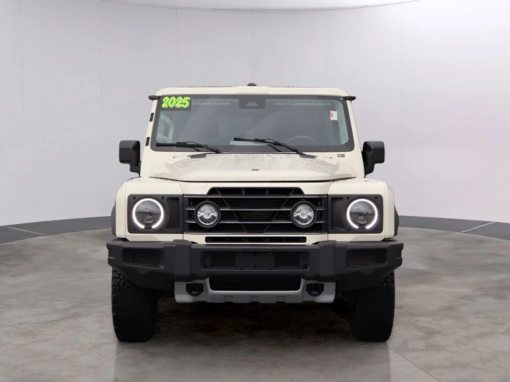 Used 2025 INEOS Grenadier Fieldmaster Edition with VIN SC6GM1CA2SF025514 for sale in Kansas City