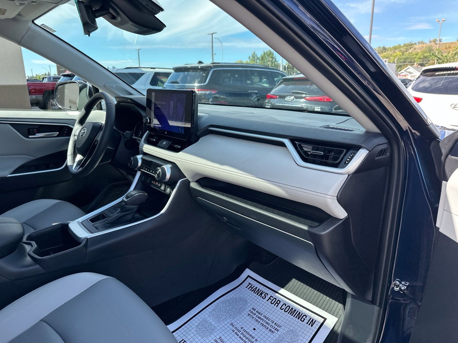 Used 2025 Blue Toyota XLE Premium image 36