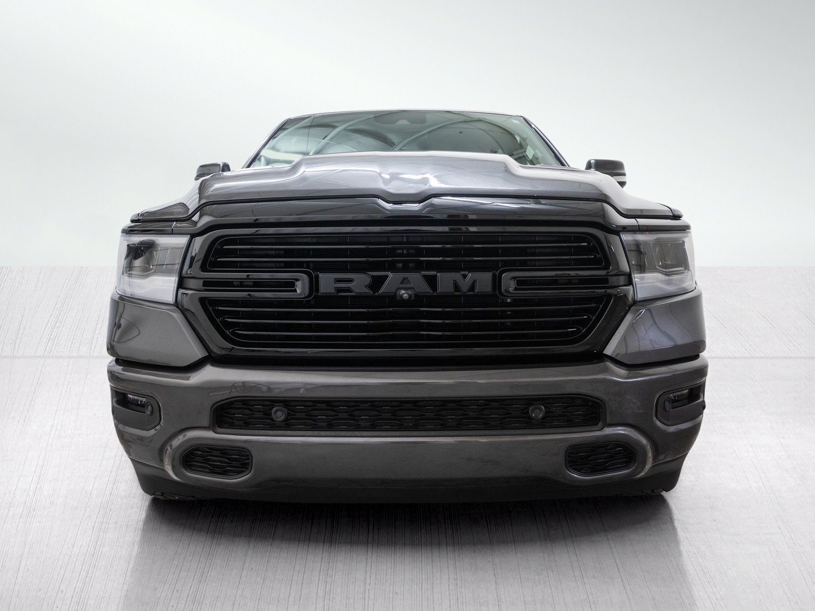 Used 2020 RAM Ram 1500 Sport with VIN 1C6SRFLT5LN334739 for sale in Kansas City