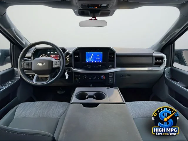 Used 2023 White Ford XLT image 12