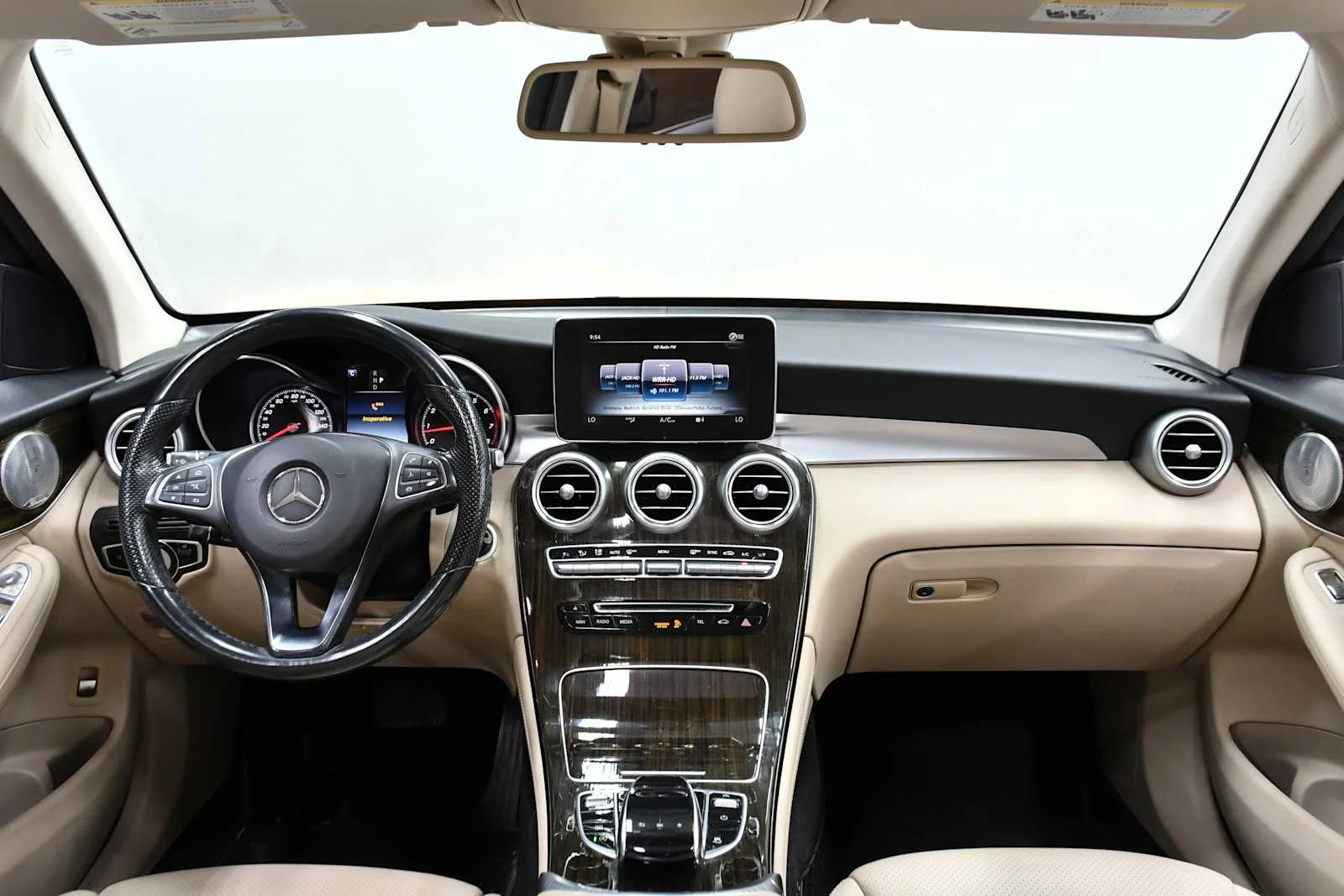 Used 2018 Black Mercedes-Benz GLC 300 image 16