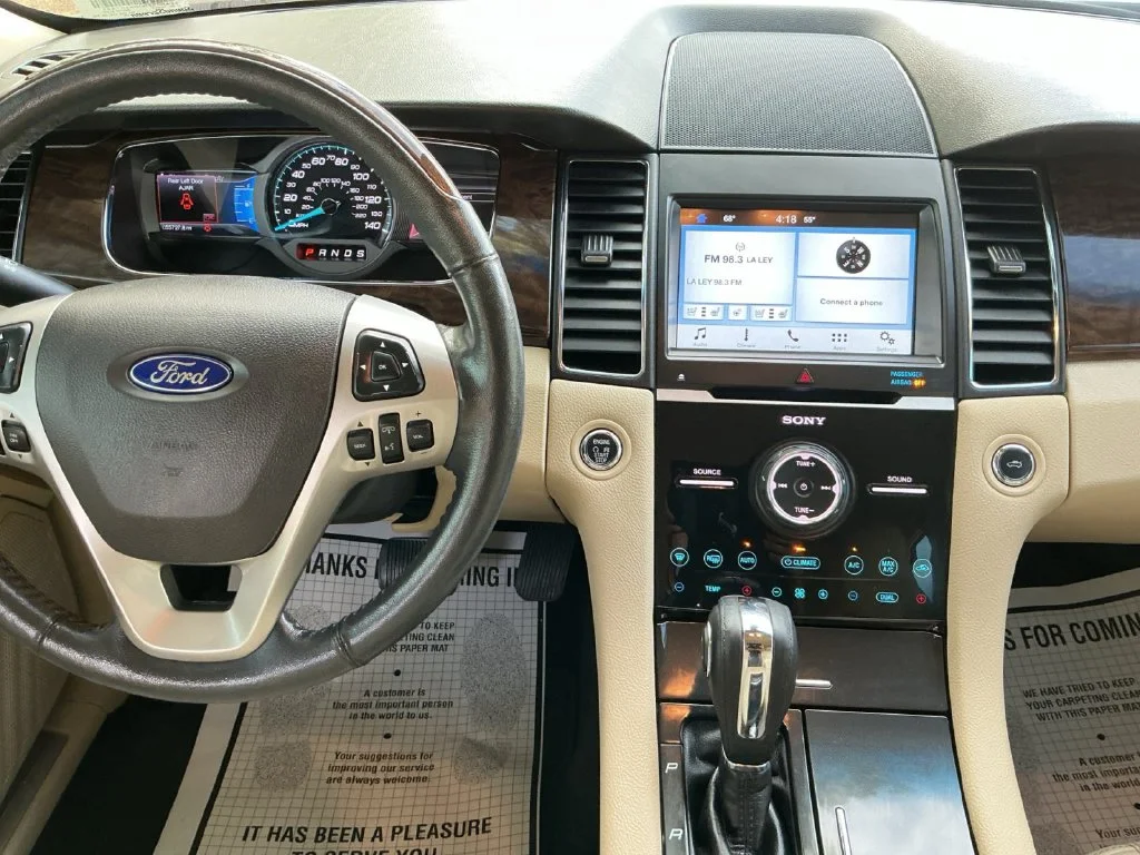 Used 2016 Black Ford Limited image 23