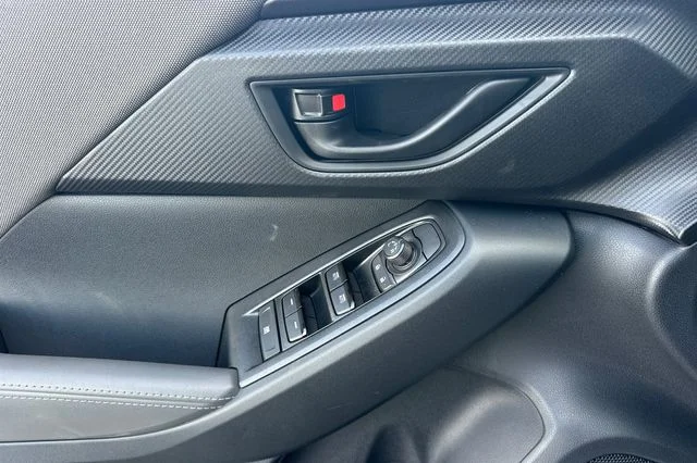 New 2026 ICE SILVER METALLIC Subaru Premium image 8
