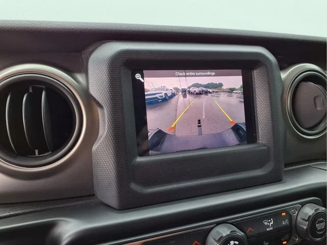 Used 2020 Gray Jeep Sport image 24