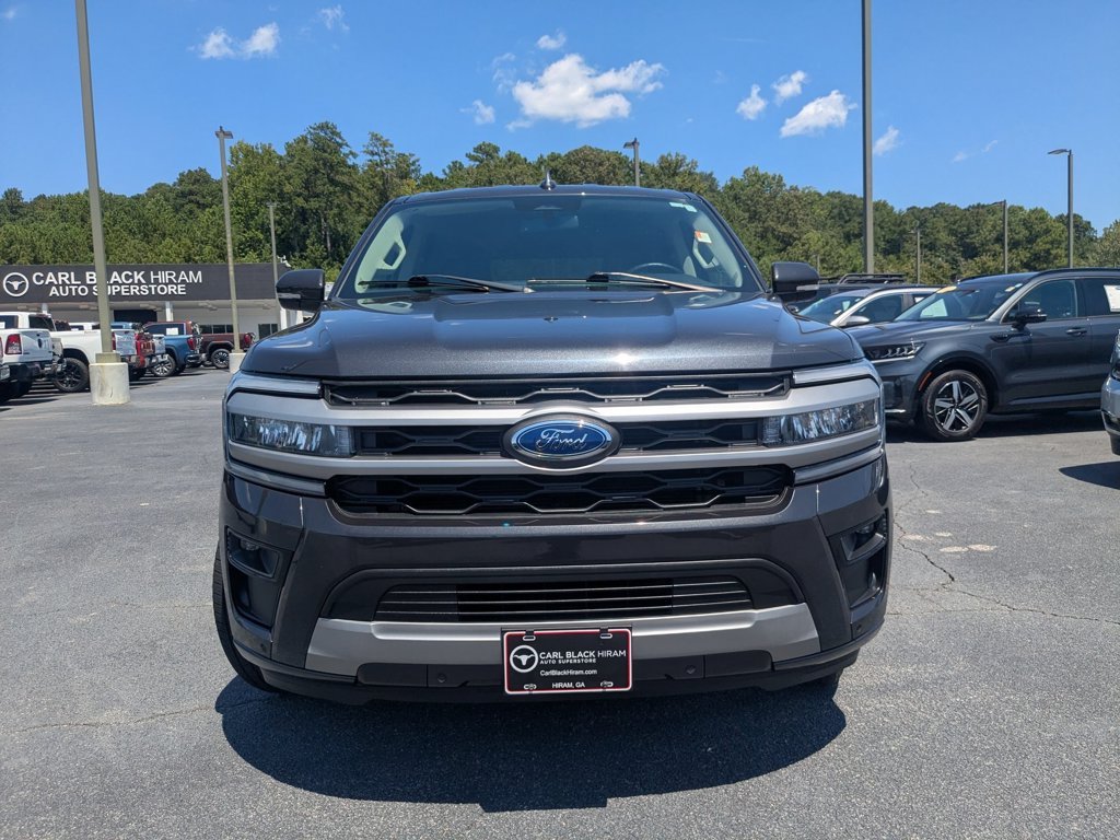 Used 2023 Gray Ford XLT image 2