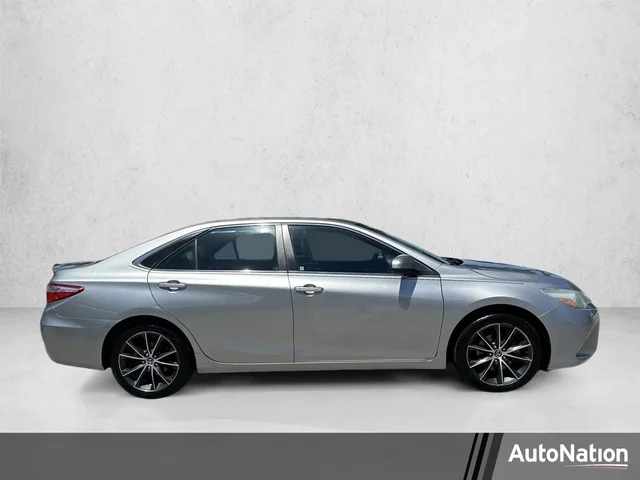 2016 Toyota Camry XSE