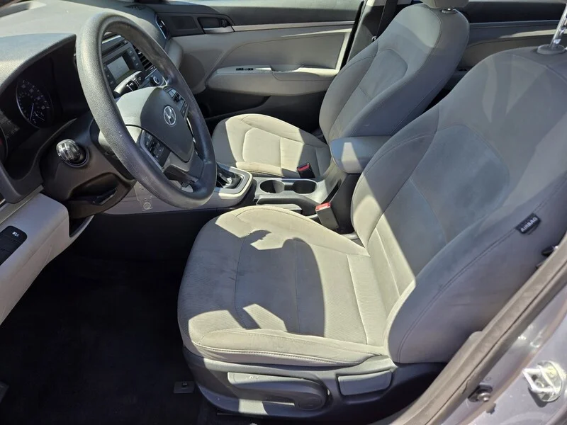Used 2017 Gray Metallic HYUNDAI SE 2.0L AUTO (ALABAMA) *LTD AVAIL* image 10