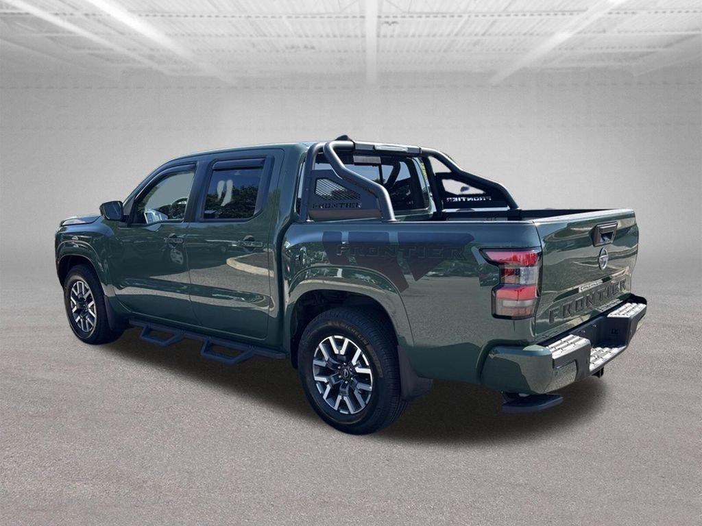 Used 2024 Green Nissan SL image 4