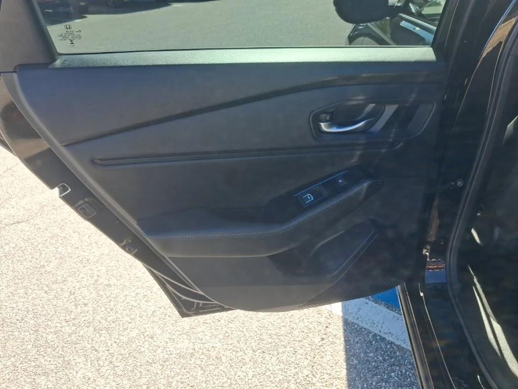 Used 2025 Black Honda Touring image 21
