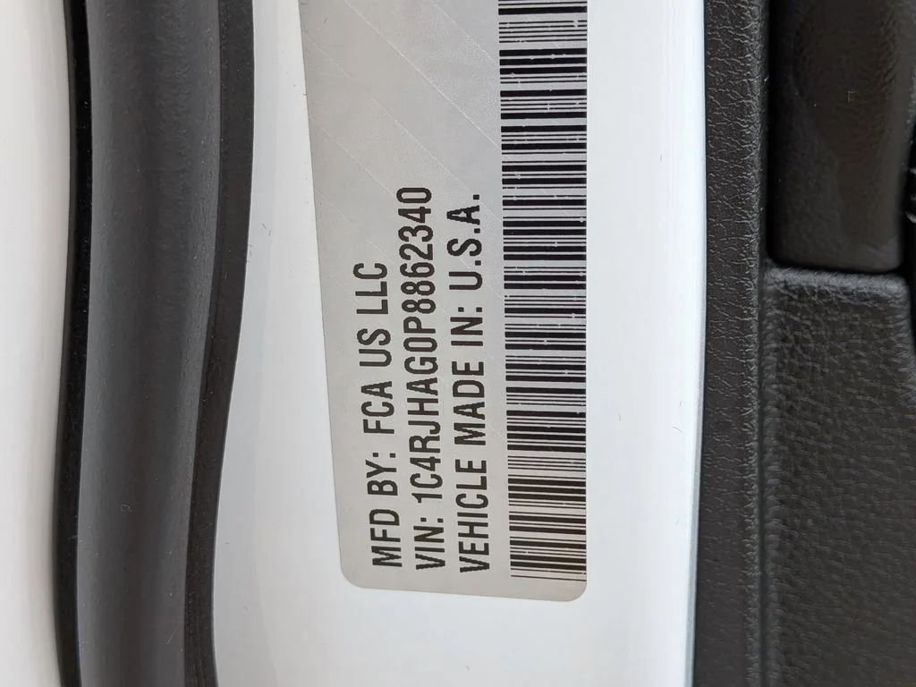 Used 2023 White Jeep Altitude X image 30