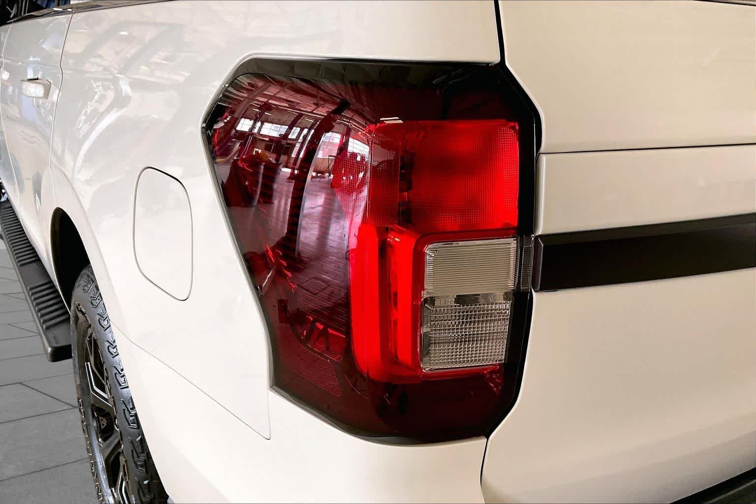Used 2022 Star White Metallic Tri-Coat Ford Timberline image 26