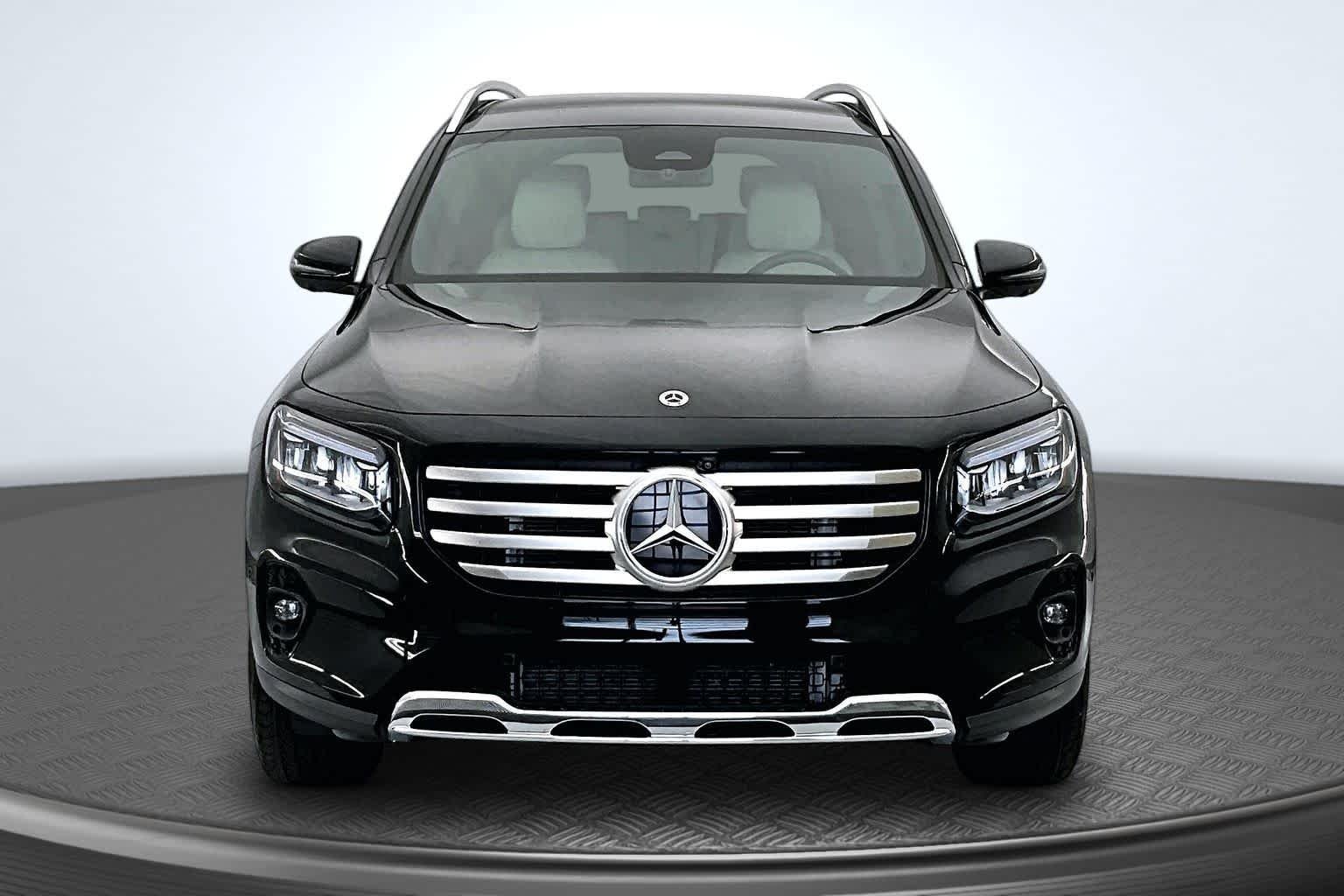 New 2026 Cosmos Black Metallic Mercedes-Benz GLB 250 image 6