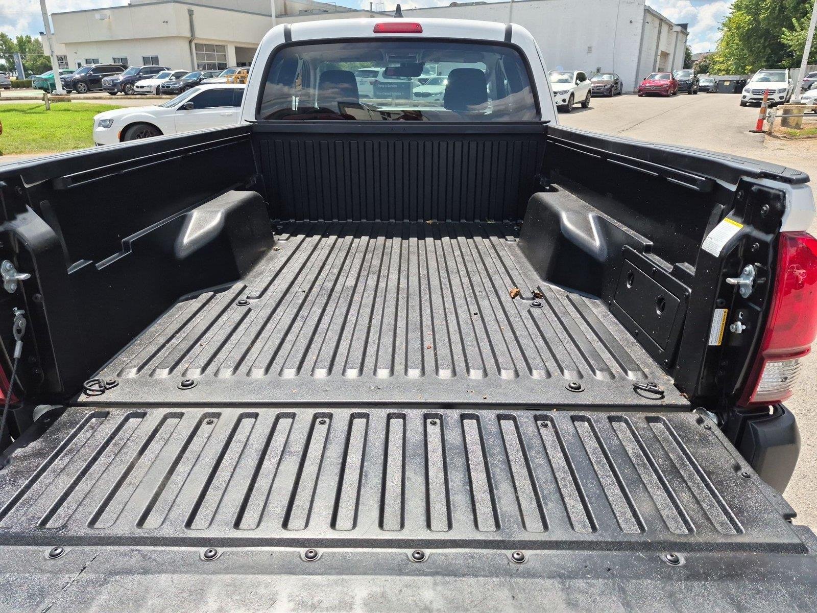 Used 2022 White Toyota SR image 31