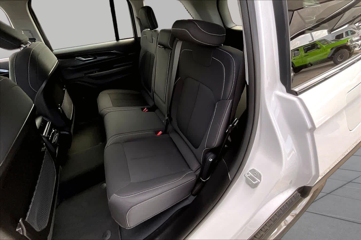 Certified Used 2023 Bright White Clearcoat Jeep Laredo image 19