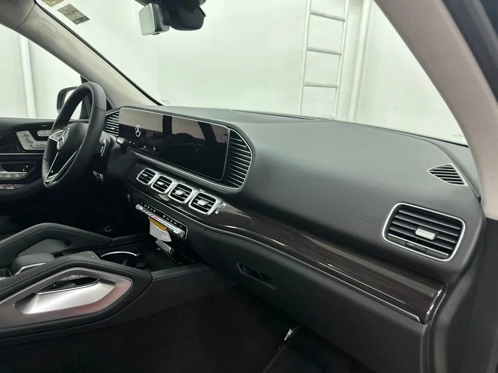 New 2026 Black Mercedes-Benz GLE 350 image 25
