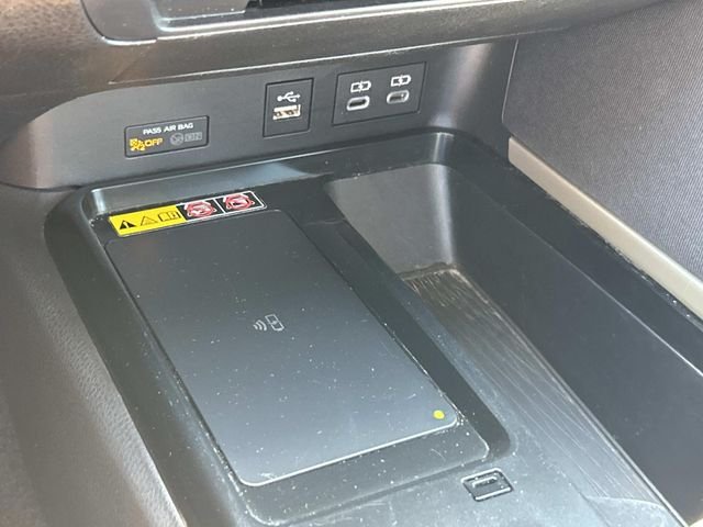 Used 2025  Toyota LE image 25