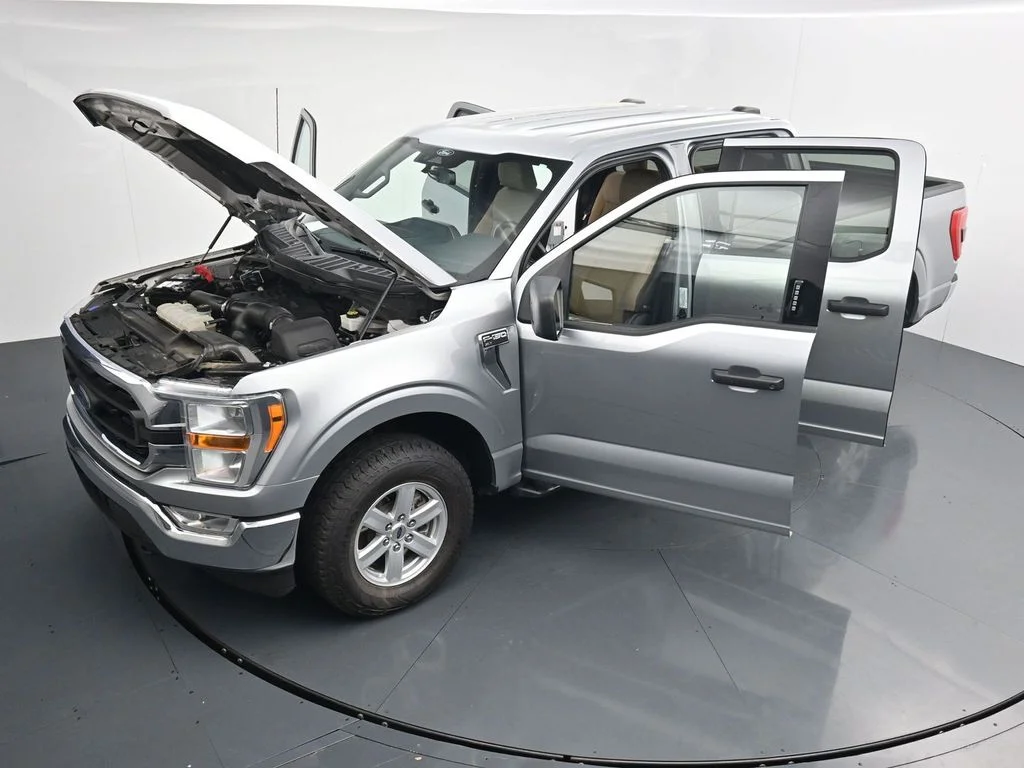 Used 2022 Silver Ford XLT image 34